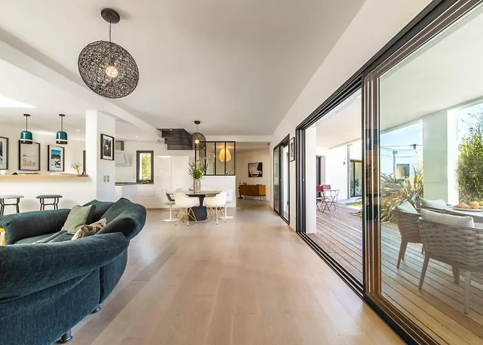 - High Standing Contemporay *